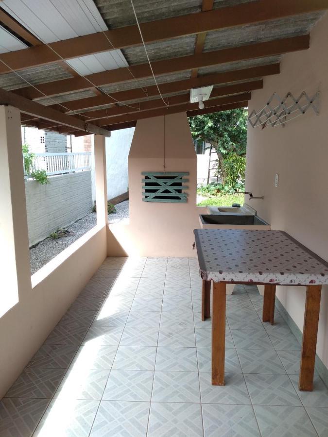 Casa na Pinheira, Praia de Cima Exterior foto